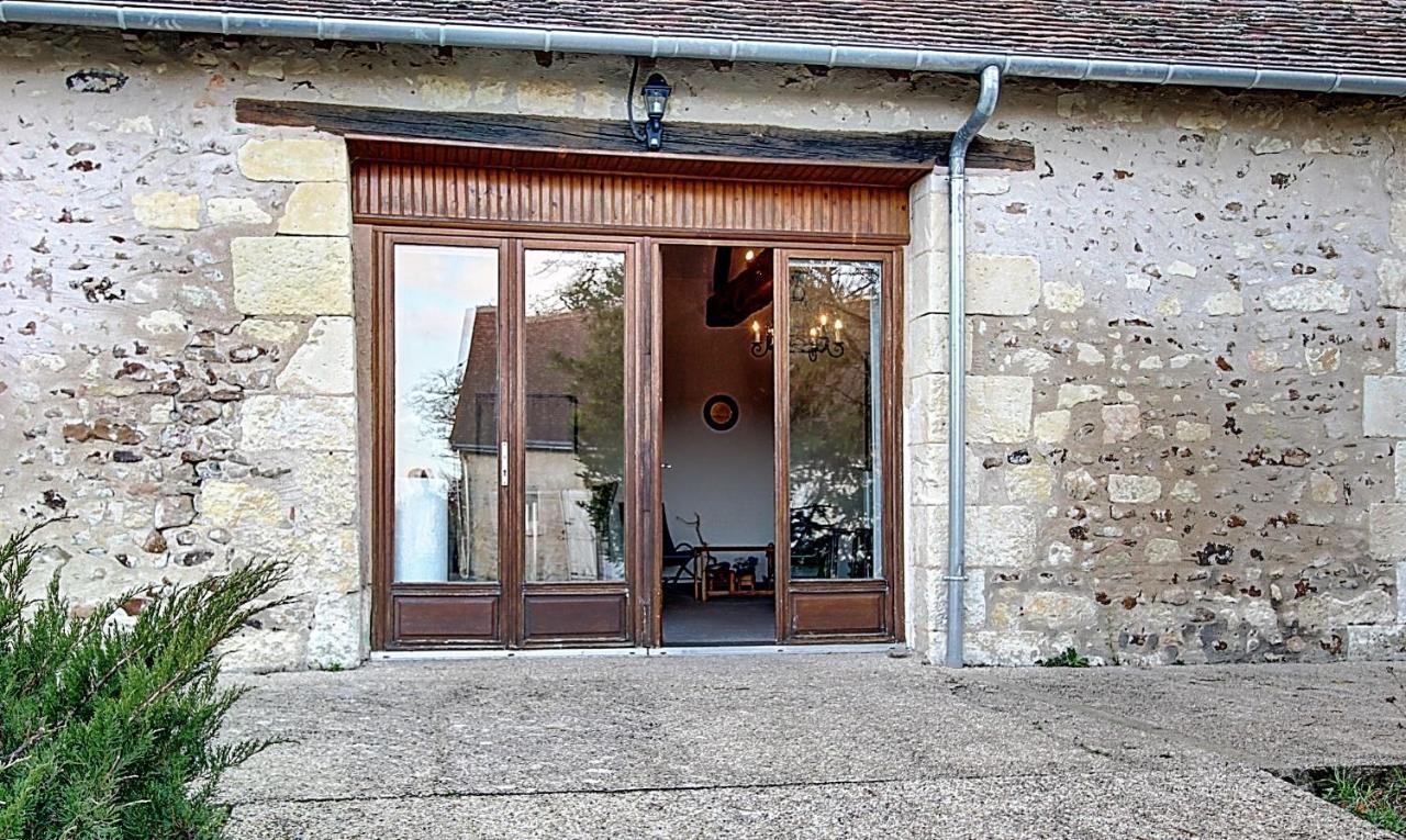 Gite De La Courtaudiere Le Petit-Pressigny Экстерьер фото